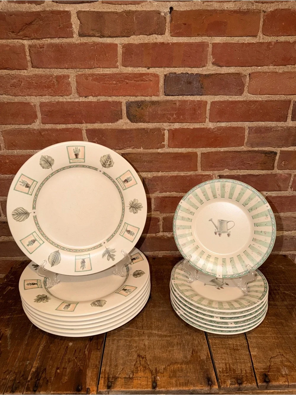 Pfaltzgraff Cream Dinner & Salad Plate Set Green Botanical Accents Set of 2 Vtg